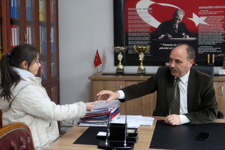 Bu okulda hiçbir şey kaybolmuyor Gümüşhaneli öğrencilerden dürüstlük dersi