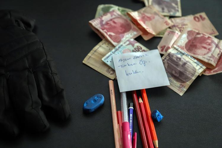 Bu okulda hiçbir şey kaybolmuyor Gümüşhaneli öğrencilerden dürüstlük dersi