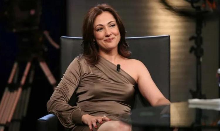 Babasını amansız hastalıktan kaybeden Meltem Cumbuldan itiraf Her gün 3 saat hafıza