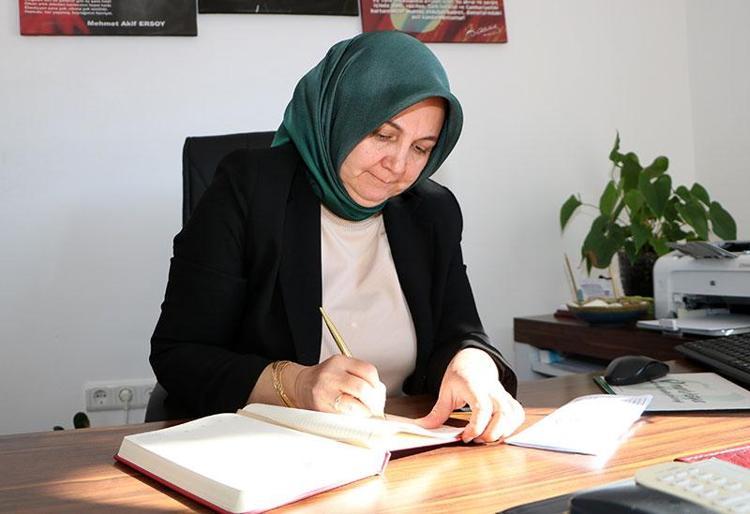 KIZLAR OKUMAZ DİYE BİZİ OKUTMADILAR