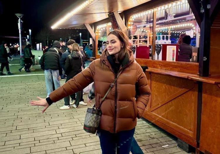 Oyuncu Fahriye Evcen imaj değiştirdi İşte son hali