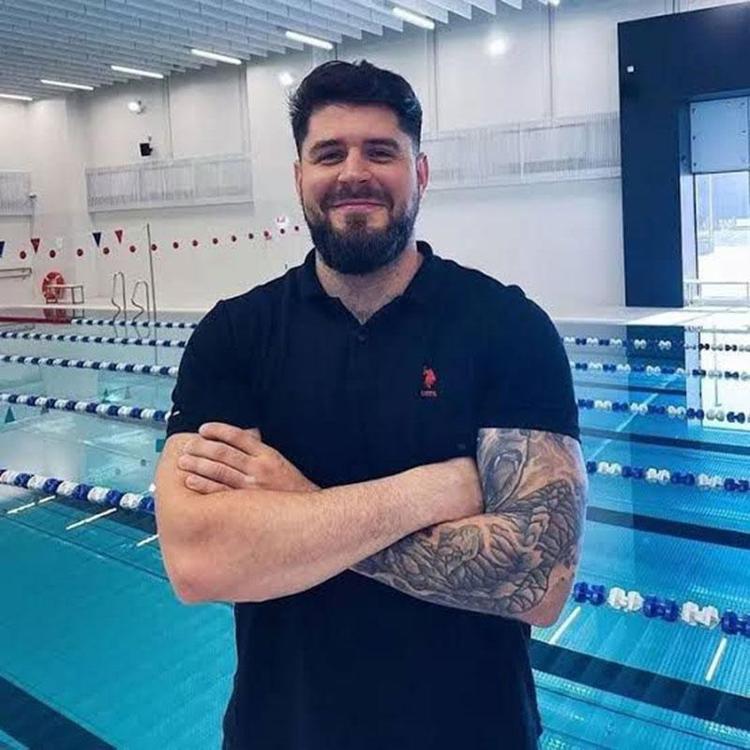 Boğazdaki sır perdesi aralanıyor: Bulunan erkek cesedi kayıp Rus yüzücüye mi ait