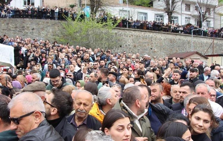 KUZENİNE ATTIĞI MESAJ ORTAYA ÇIKTI