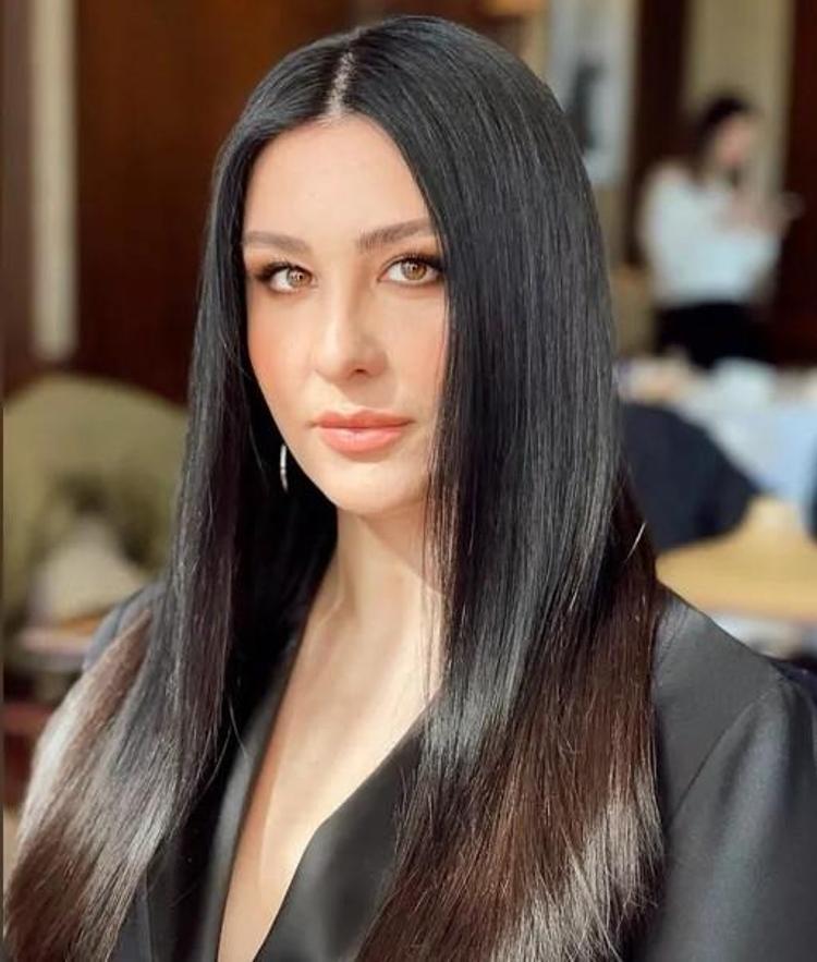 EVİNE MİSAFİR AĞIRLAMIYOR