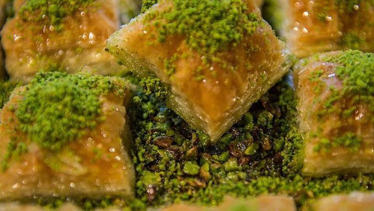 İYİ BAKLAVA KAÇ KAT OLMALI