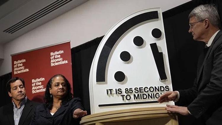 Kıyamet Saati yaklaştı Felakete en yakın noktada: Son 85 saniye