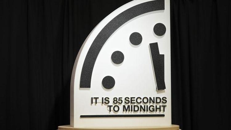 Kıyamet Saati yaklaştı Felakete en yakın noktada: Son 85 saniye