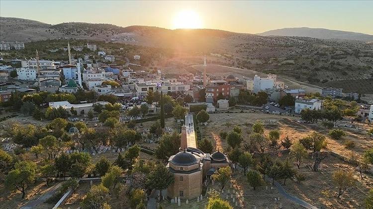 Türkiyenin en mutlu şehri belli oldu Metropolleri gölgede bıraktı