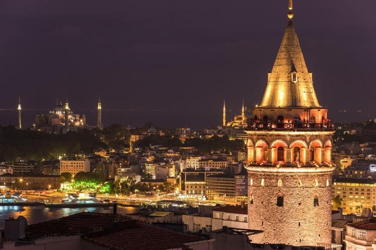Türkiyeye en çok ziyaretçi gönderen ülkeler açıklandı Ruslar zirvede, Almanlar ve İngilizler ilk üçte