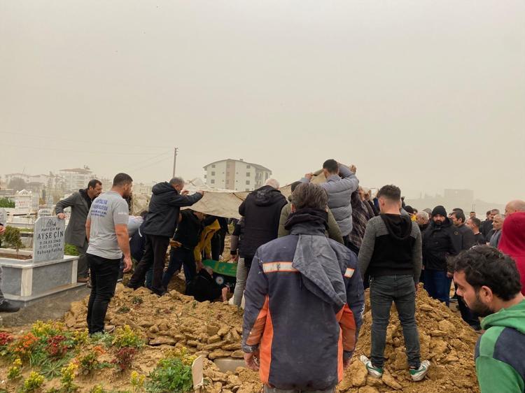 SON ANDA VAZGEÇTİK