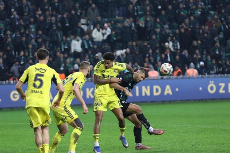 Kocaelispor-Fenerbahçe maçını eski hakemler değerlendirdi ‘VAR müdahalesi ile ihracı gerekirdi’