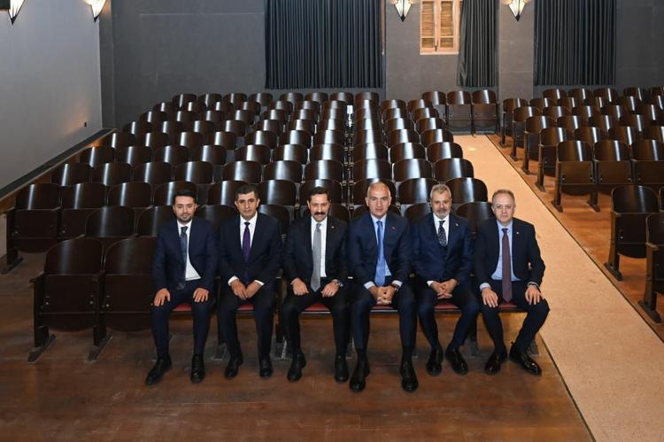 MİLLETİMİZİN VAKUR DURUŞU TÜM DÜNYAYA ÖRNEK OLDU