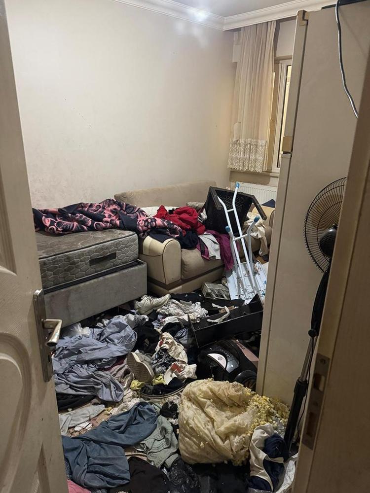 Bursada kiracı dehşeti: Daire çöp eve döndü, içeride 2 çocuk yaşıyor