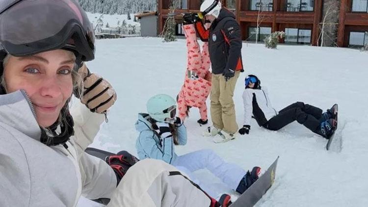 Nur Fettahoğlundan çocuklarıyla karlar içinde poz: Hayat sizinle güzel…. Bin şükür
