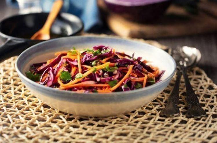 MEVSİM SALATA TARİFİ