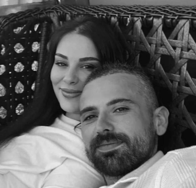 BAŞIMA GELENLERE SEVDİĞİM İÇİN SABRETTİM