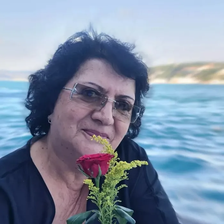 Özcan Deniz annesi Kadriye Denizin durumu ağırlaşınca hemen devreye girdi O bizim her şeyimiz
