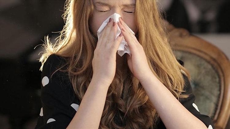 Burun tıkanıklığını saniyeler içinde açıyor Kimyasal spreylere para dökmeyin