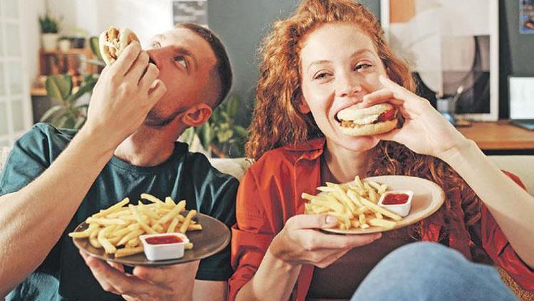 YEMEDEN DURAMIYORUM DİYENLERE NE DİYORSUNUZ