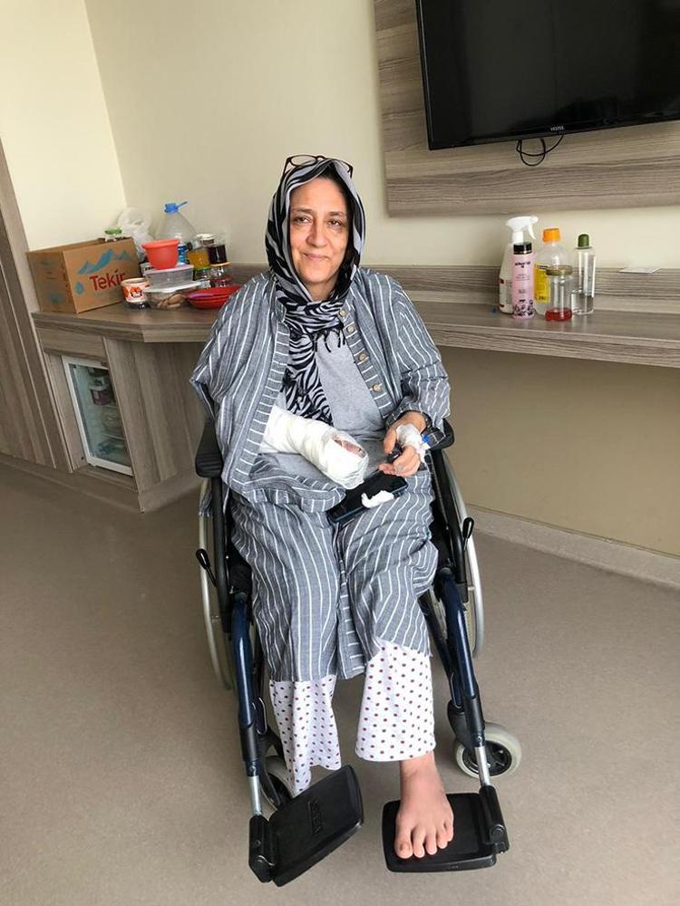 El ele son yürüyüş Enkaz altında beni 20 bardak su, oğullarımı protein tozu kurtardı