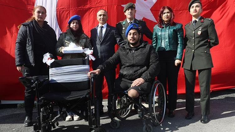 ASKERLERİMİZ CANLARINI HİÇE SAYARAK BENİ VE ANNEMİ KURTARMAYA ÇALIŞIYORLARDI