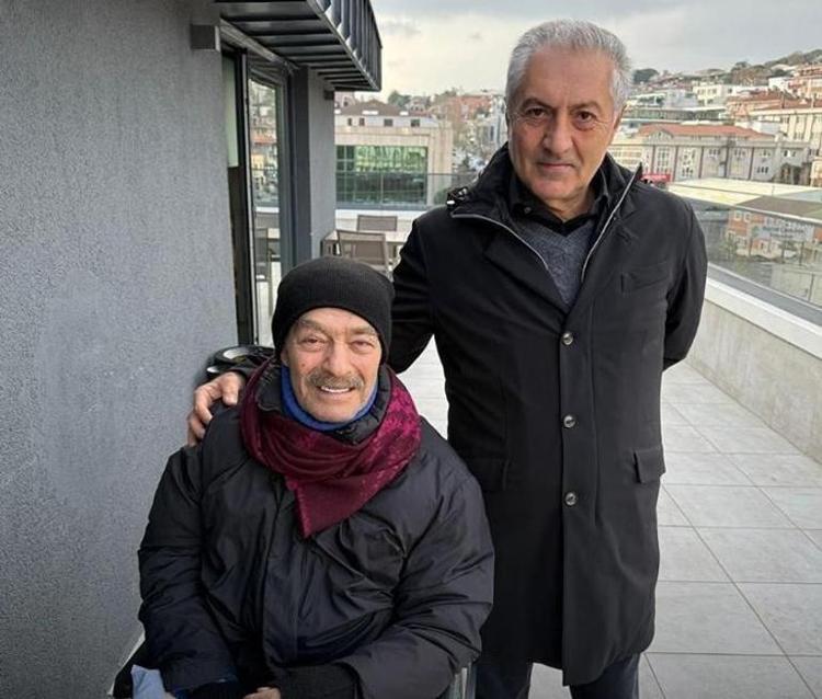 Aylardır tedavi görüyor Kadir İnanıra moral yemeği