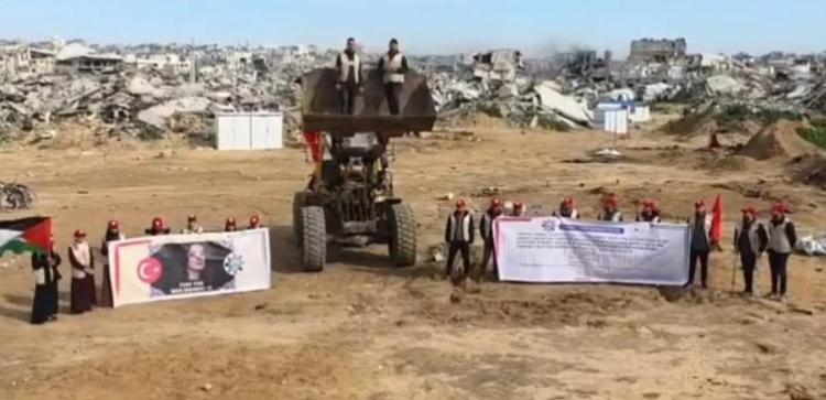 300 bin dolarlık bağış yapmıştı Gazzede Yıldız Tilbe inşaatı başladı