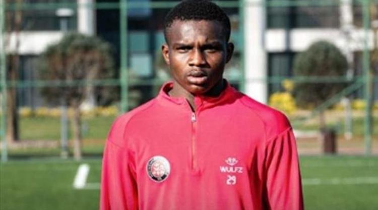 YAYA ONOGO, FATİH KARAGÜMRÜKTE