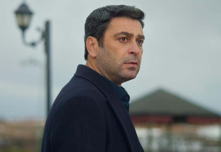 Uzak Şehirde Boran Cihanı uçurumdan aşağı yuvarlıyor