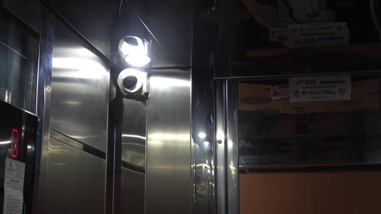 YAKLAŞIK 1 BUÇUK AYDAN BERİDİR BU İDRAR KOKUSUNUN SEBEBİNİ ARAŞTIRIYORDUK