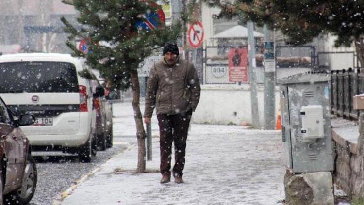Meteoroloji’den peş peşe uyarılar 13 şehir için kar ve sağanak alarmı