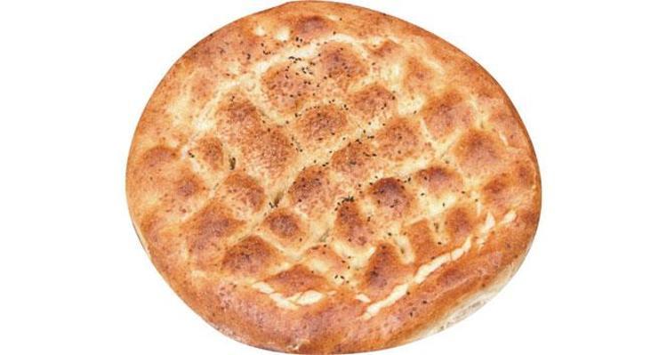 Dumanı üstünde Ramazan pidesi tarifi Evde Ramazan pidesi nasıl yapılır