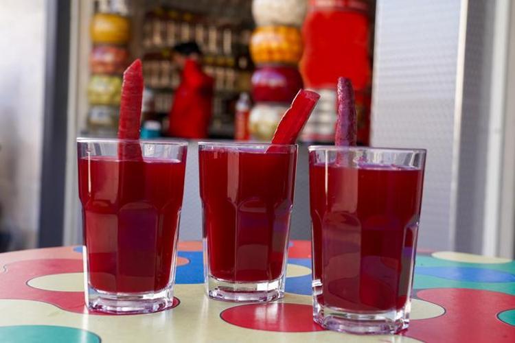 Adananın şifalı lezzeti Avrupa yolunda Faydalarını duyan bardak bardak içiyor, hastalıklara kalkan oluyor