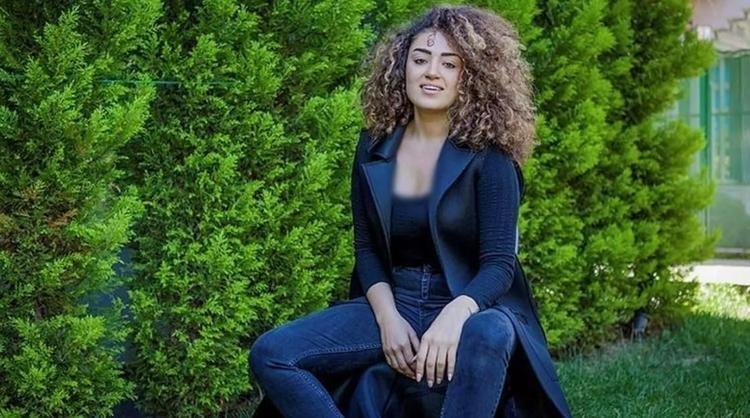 MADDİ, MANEVİ HER ŞEYİ TEK BAŞIMA GÖĞÜSLÜYORUM