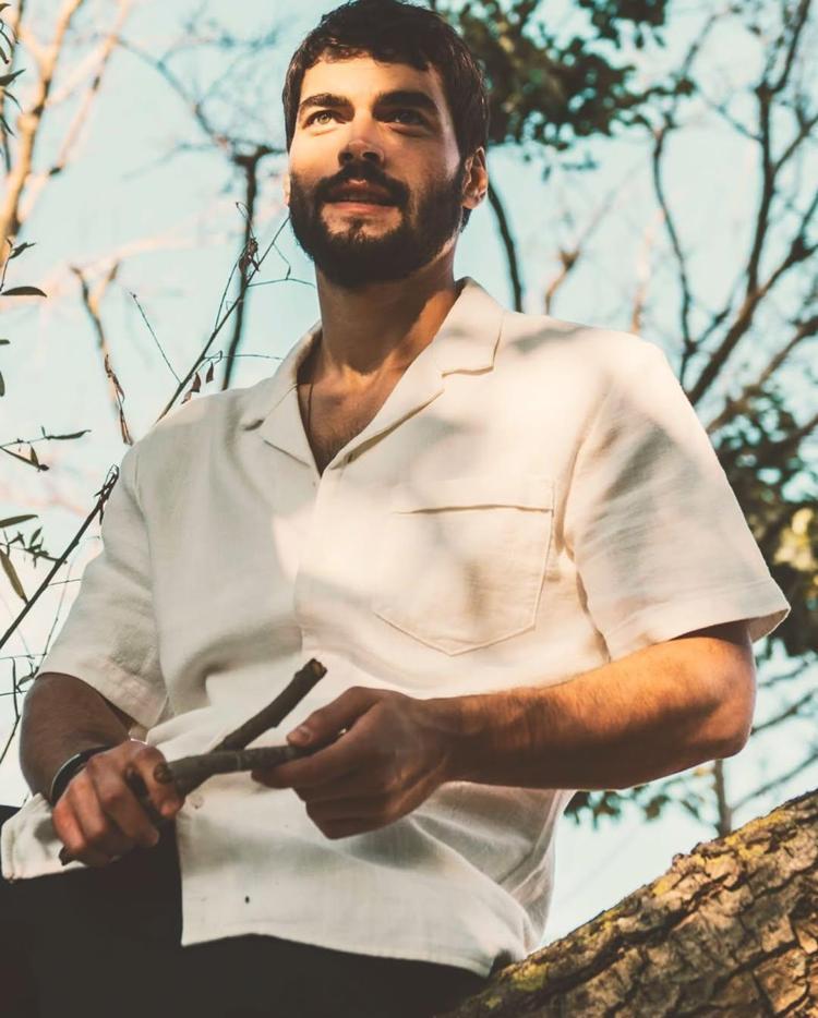 Akın Akınözünden aşk itirafı Bana çok masalsı geliyor