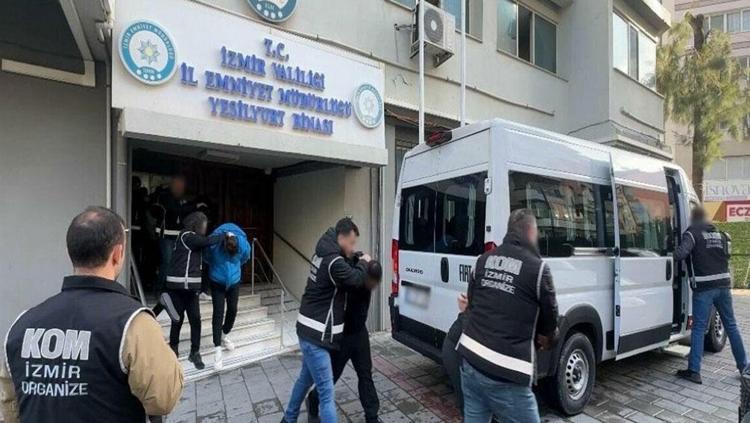 Pusu kurup yanlış kişiyi öldürdüler Yunanistandan talimat, İzmirde yanlış hedef