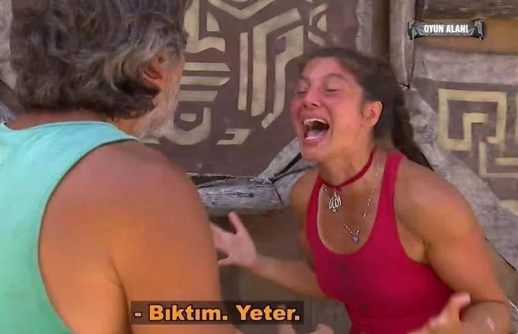 NAGİHAN, SEREN AYA SALDIRDI