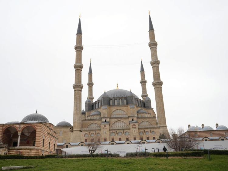 Mimar Sinanın ustalık eserim dediği Selimiye Camisi, restorasyon sonrası Ramazana hazır