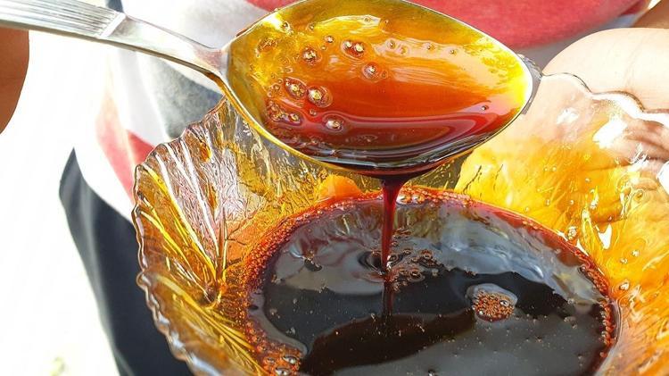 Pekmezin içine 2 damla sıkmak yetiyor Boğaz ağrısı, öksürük ve mikropların kökünü kazıyor