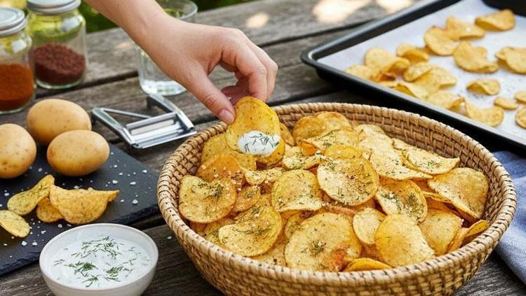 Evde cips nasıl yapılır Patatesi olan hemen denesin: Hem sağlıklı hem ekonomik