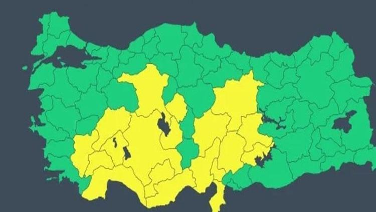 Meteoroloji saat vererek uyardı: Kuvvetli sağanak, fırtına ve dolu geliyor