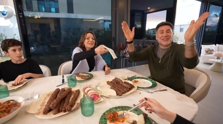 İzzet Yıldızhan süper lüks villasının kapılarını ilk kez açtı İşte havuzlu malikânesi