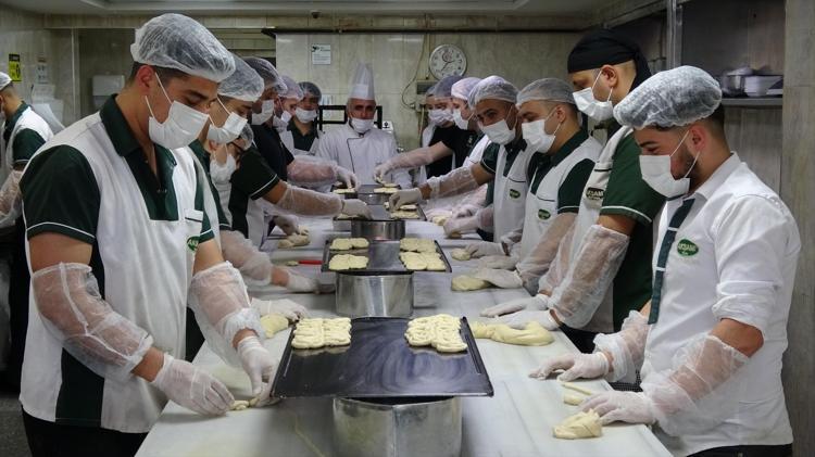 SOKAKLAR MİS GİBİ KOKMAYA BAŞLIYOR
