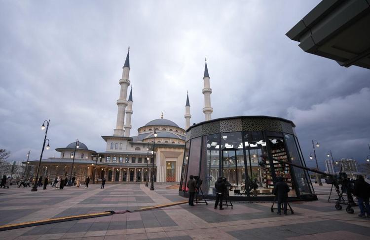 Maher Zain, İbo ve Tarkan hayranı çıktı