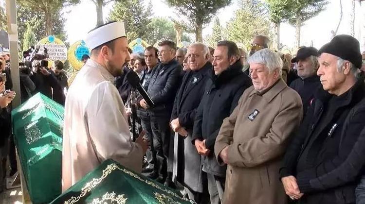Hande Yenerden usta oyuncu Ali Tutala veda Askeri oldum