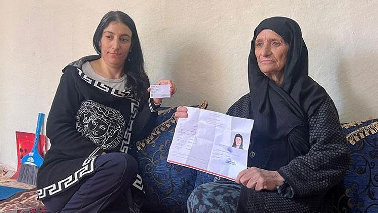 Bir ailenin 40 yıllık kimlik mücadelesi: Vatansız belgesi Utanıyoruz