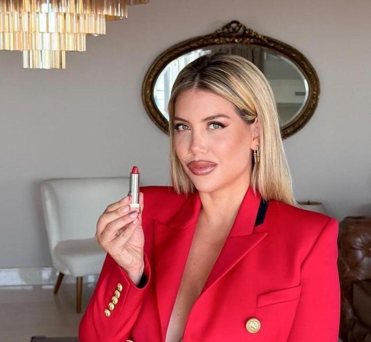 Wanda Naradan olay paylaşım Yatak odasından paylaştığı gizemli erkek kim