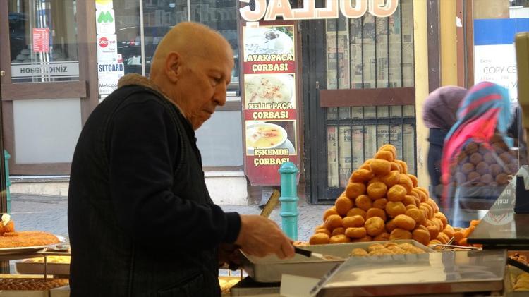Tarifini sır gibi saklıyorlar Dededen toruna kalan miras: Günde 300 kilo satılıyor