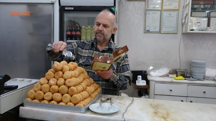 Tarifini sır gibi saklıyorlar Dededen toruna kalan miras: Günde 300 kilo satılıyor