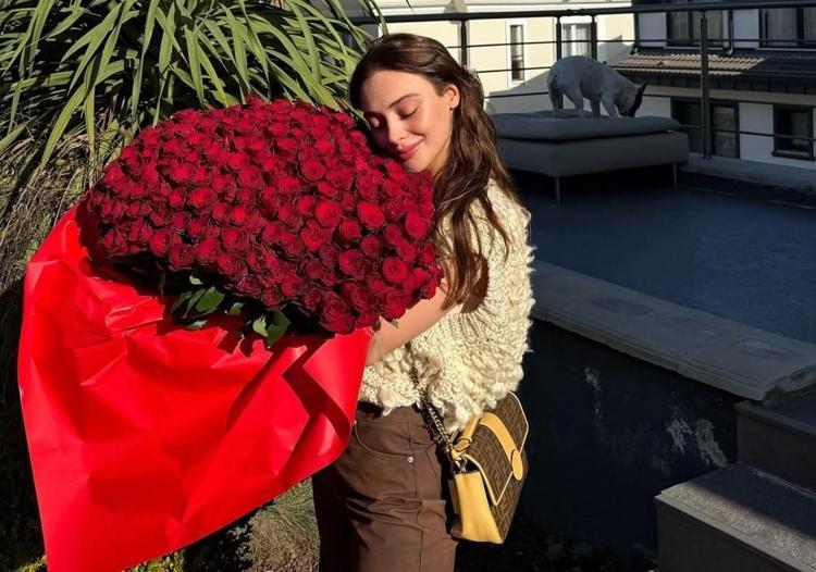 BENİM ROL ARKADAŞIMDI